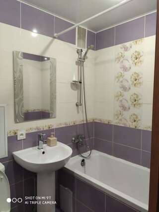 Апартаменты Apartment at Televisionnaya Street Днепр Большой двухместный номер с 1 кроватью-29